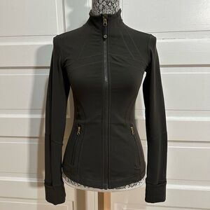 Lululemon Define Jacket Size 4 Dark Green Flattering Fit $128